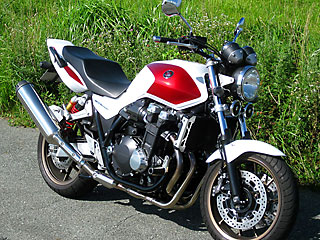 CB1300
