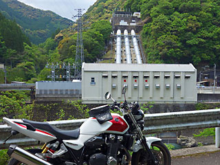 ���������͔��d��