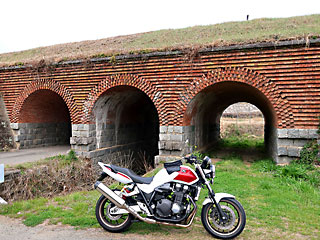 ���c�O�A����