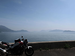 朝靄の瀬戸内海2